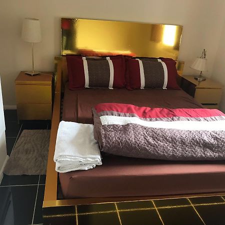 Waltham Abbey Private Property Екстер'єр фото