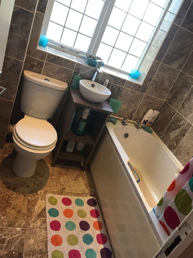 Waltham Abbey Private Property Екстер'єр фото